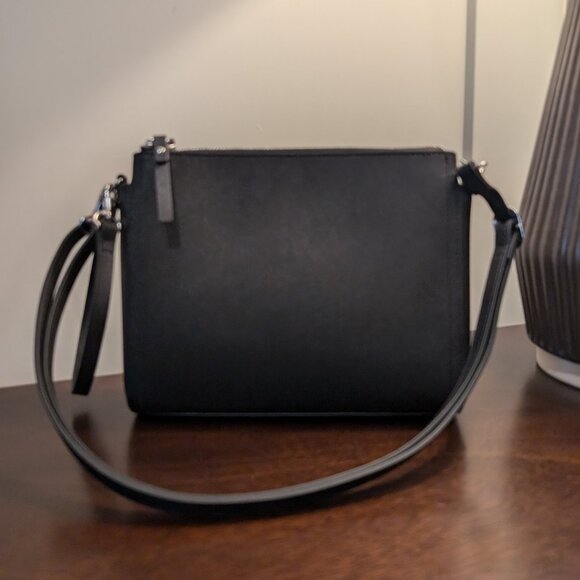 Lo & Sons Crossbody Bag - The Pearl - Picture 6 of 12
